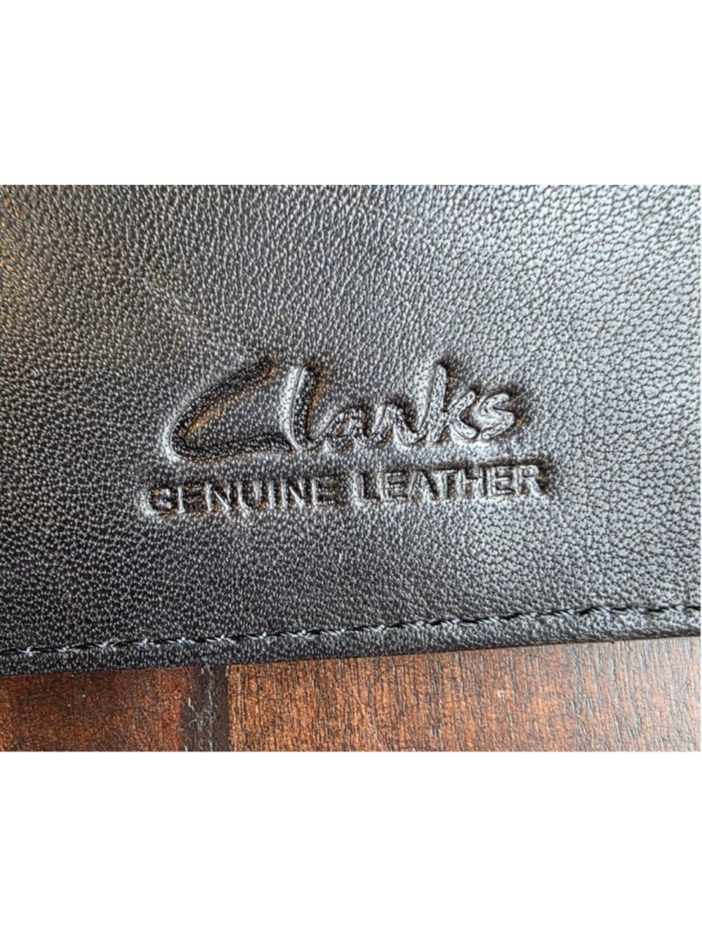 Women's Clarks Black Genuine Leather Wallet One Size - Picture 11 of 11